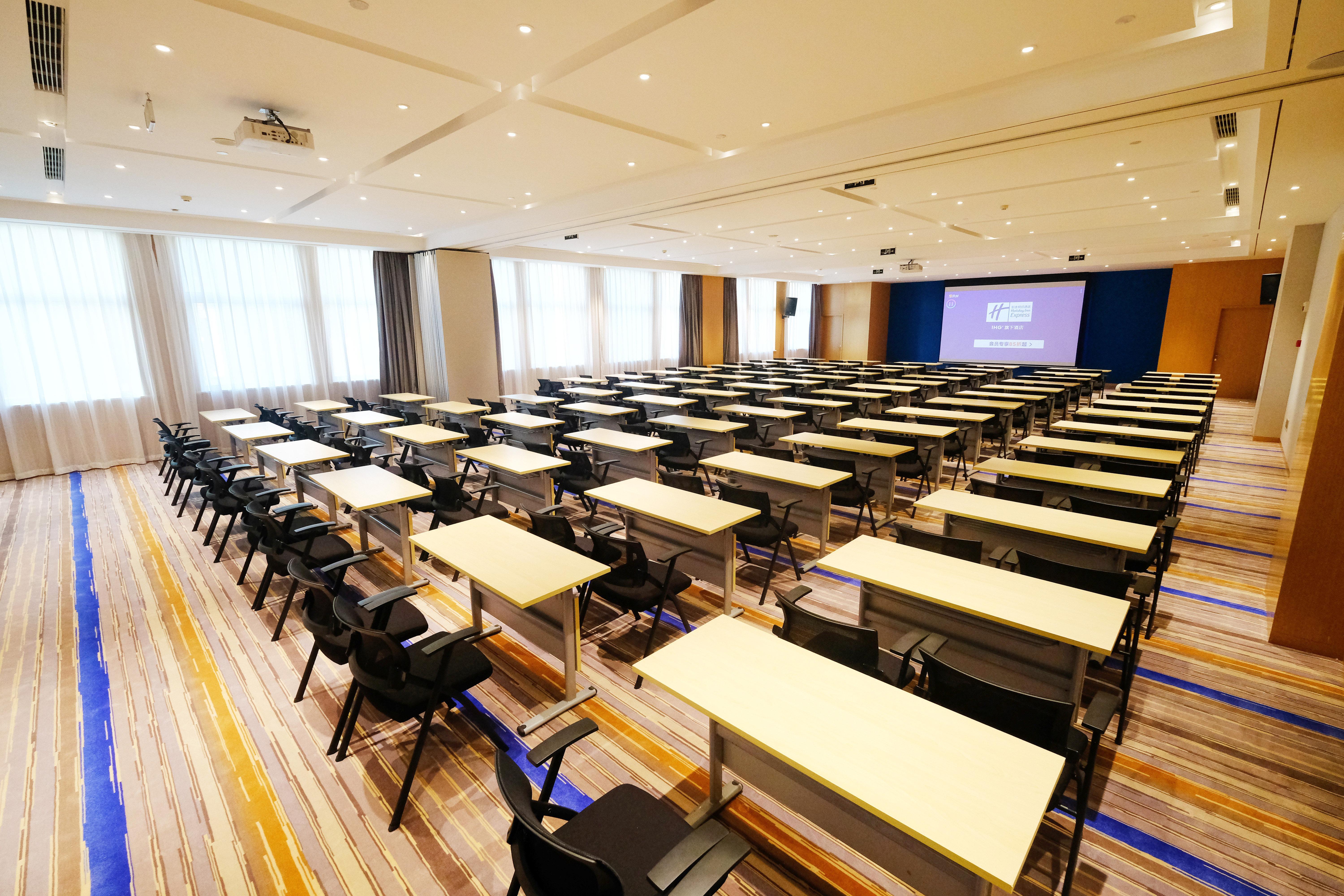 Holiday Inn Express Lishui City Center, An Ihg Hotel Екстериор снимка